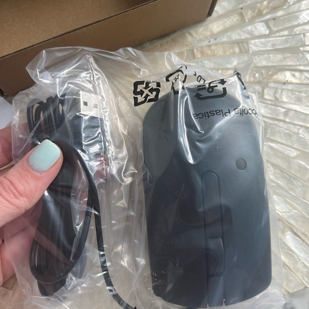 Dell Computer Mouse - Picture 4 of 5